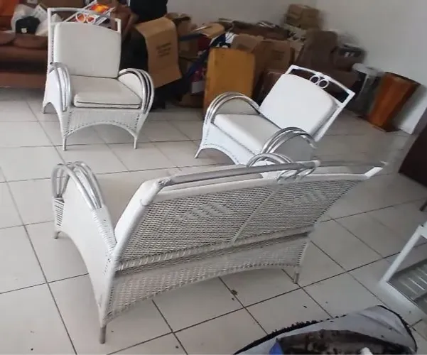Jogo de sofá de vime branco