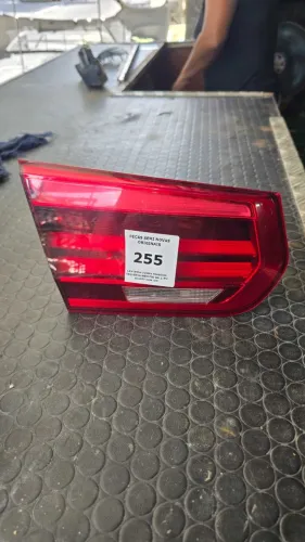 Lanterna Esquerda Tampa Led Bmw 320i 328i 335i 16 17 18 F30 ETQ255