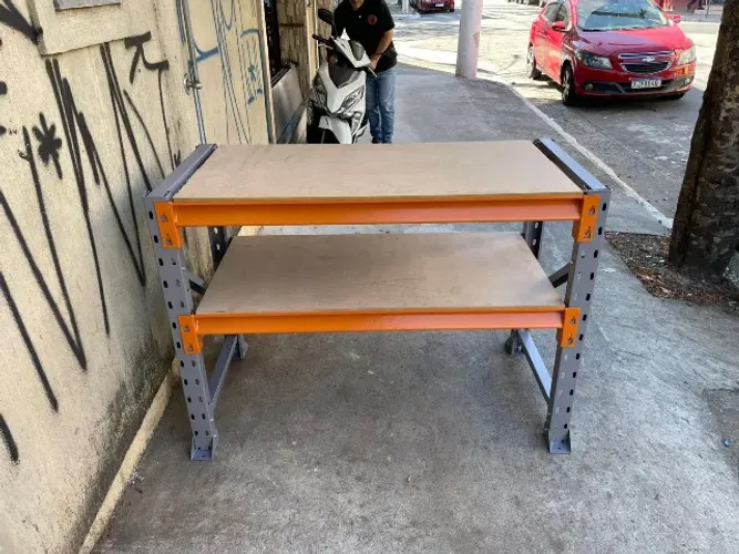 Bancada/mesa de trabalho