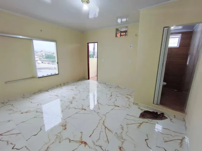 //Casa com 1 quarto no Vila da Prata 