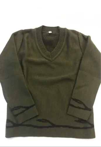 Suéter Infantil Verde Militar com Detalhes