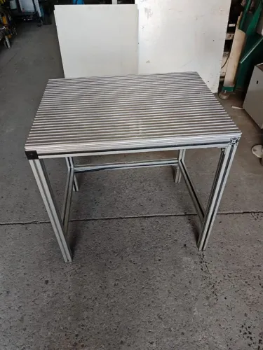 Bancada de Trabalho Industrial em Alumínio modular