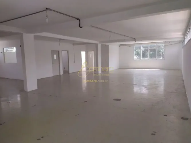 Locação de sala comercial com 936 m² em 2 andares, mais um sobsolo na Guillerme Dumont Vil