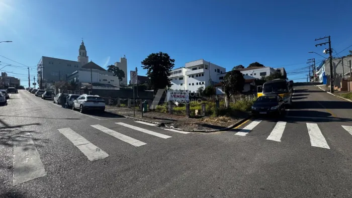 Terreno à Venda no Centro de Araucária prox Igreja Matriz