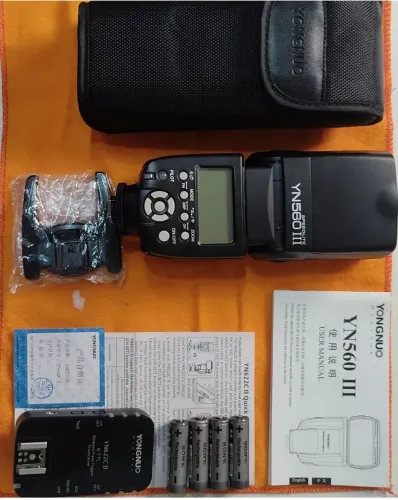 Flash Yongnuo YN560 III + Trigger YN622C II - Completo