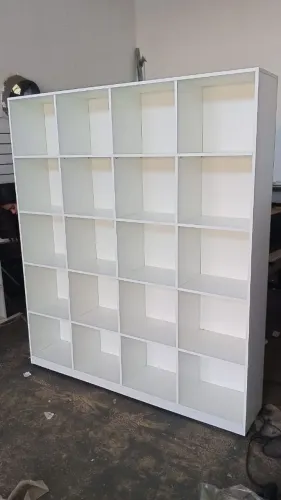 Prateleira de MDF temos a pronta entrega 160x190x30cm