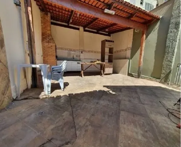 Casa com 3 Quartos e 2 banheiro à Venda, 135m² Região Central - Caieiras, SP