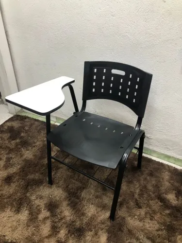 Cadeira Escolar Preta - Usada