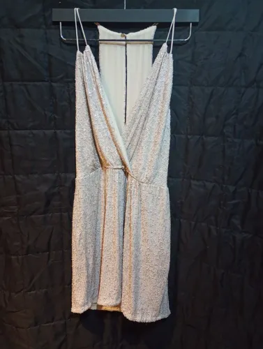 Vestido de paetê curto decote transpassado prata Animale