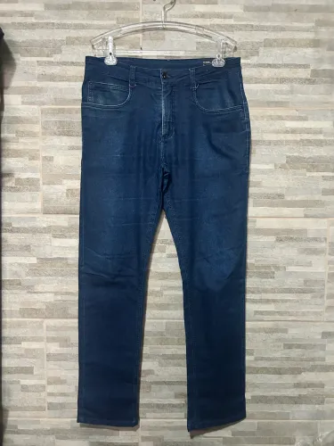 Calça jeans regular stretch Aramis 44