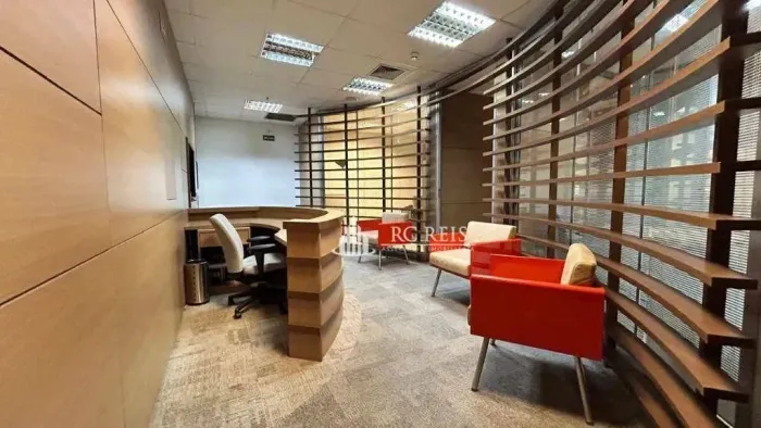 Sala para alugar em Alphaville no West Point, 330 m² por R$ 28.050/mês + encargos locatíci