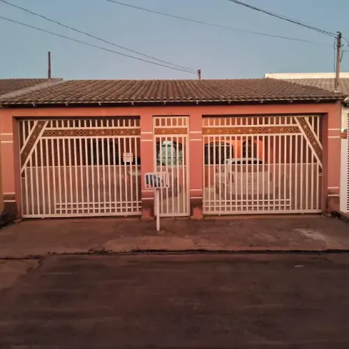 Casa no bairro Daniel, 3 quartos, 1 banheiro 