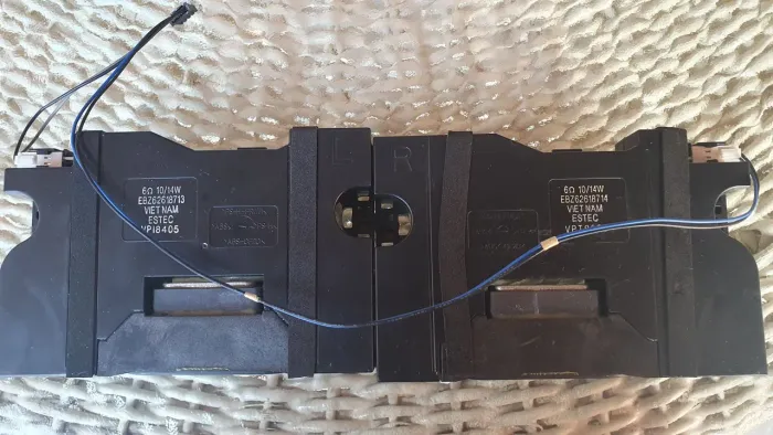 Caixa de som original da LG de 49 polegadas