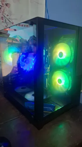 PC USADO AMD A10 5800 PLACA DE VÍDEO INTEGRADO NO CV100 DEEP PURPLE COM SSD E 5 FANS