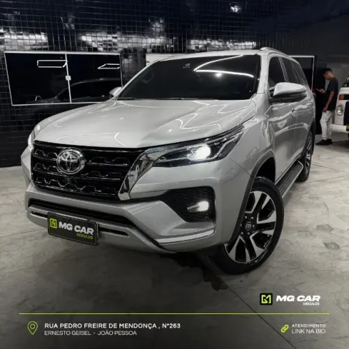 Toyota Hilux SW4 SRX 4X4 2.8 TDI 16V Dies. Aut. 2022