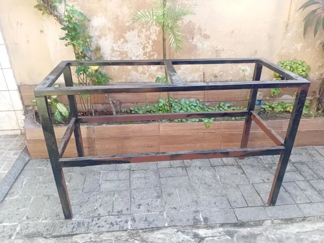 Bancada mesa.. nova cada 500 tenho 2. 90 altura 150x60