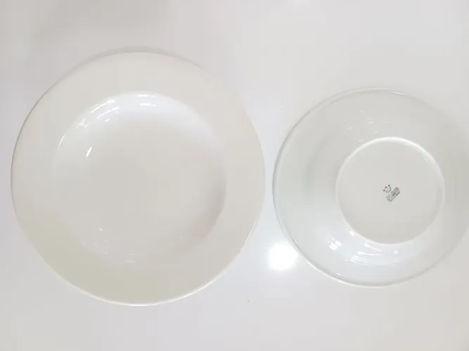 Prato Schmidt branco fundo