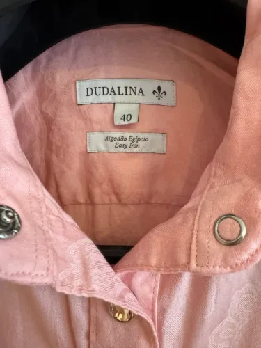 Camisa Dudalina Rosa c/ botão Swarovski- Tamanho 40