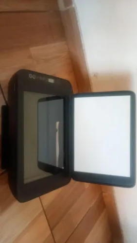 Vende-se impressora semi-nova HP2774 + Cabo de Energia e Cabo USB