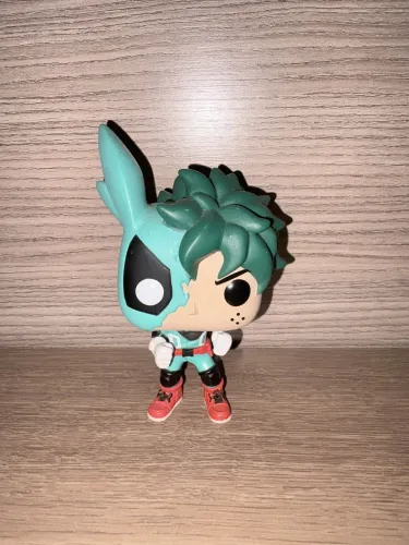 Funko Pop! Deku Battle Damaged Midoriya #252 - Boku no Hero/My Hero Academia