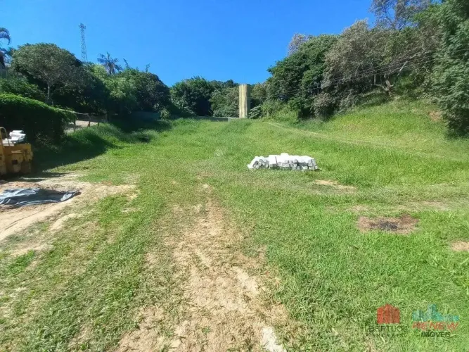 Terreno à venda Condomínio Chácaras do Lago em Vinhedo