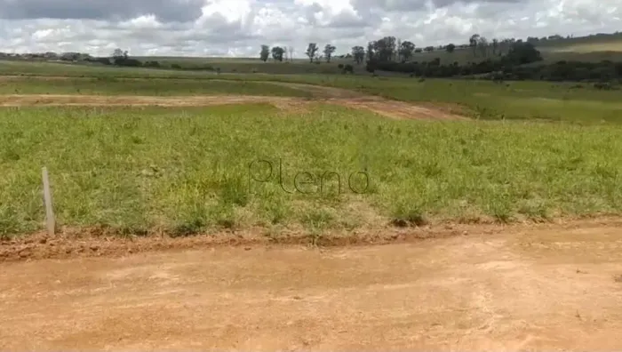 Terreno à venda em Paulínia, São Bento, com 250 m², Condomínio Miraj
