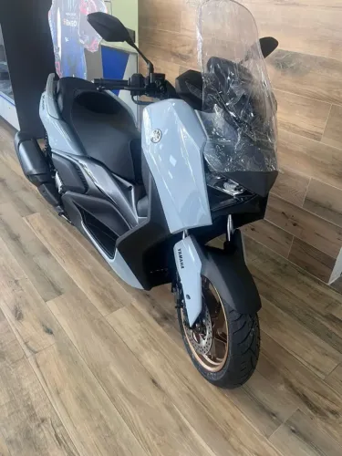 XMAX 300 2026 CINZA 0KM