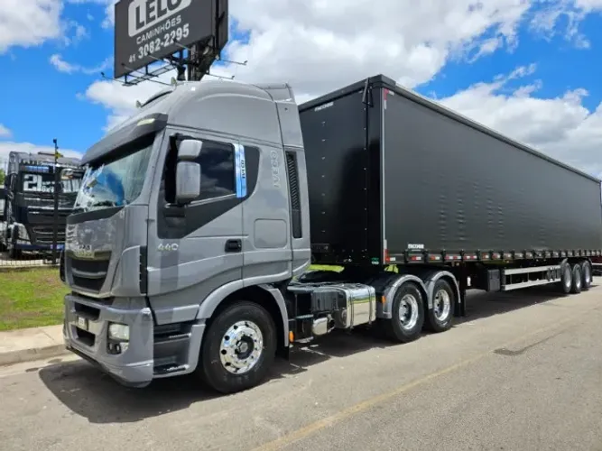 Iveco Hiway 440 6x2 Ano 17 Teto Alto Automático + Sider Facchini 0km Ano 26 30plt sem pneu
