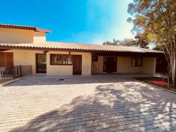 Casa à venda em Vinhedo, Condominio Marambaia, com 4 suítes, com 514 m²