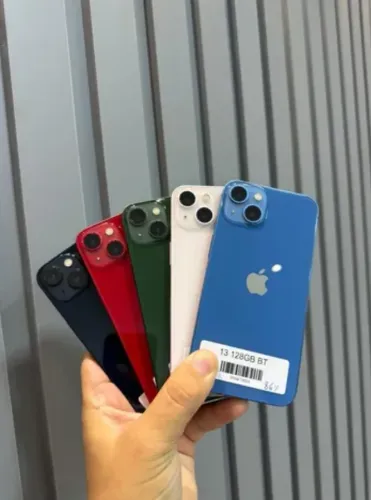 iPhone 13 - 128GB semi novo com Garantia todo Original 