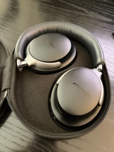 Bose QuietComfort Ultra Wireless Headset (Preto) - SEMI NOVO