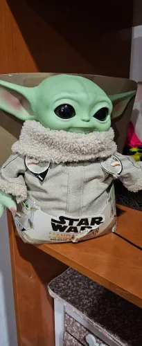 Boneco Baby Yoda - Star Wars - Squeeze & Plush