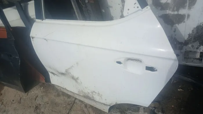 Porta trazeira jac t5