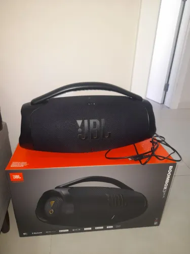 Caixa JBL bombox3 nova na caixa