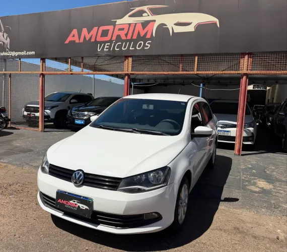 Volkswagen Voyage 1.0/1.0 City MI Total Flex 8V 4P 2014