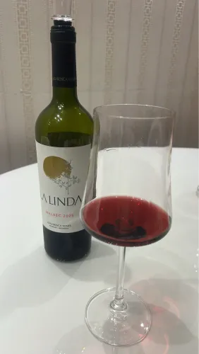 Vinhos lá linda