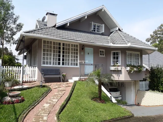 Casa no Residencial Vitoria em Gramado no bairro Planalto.