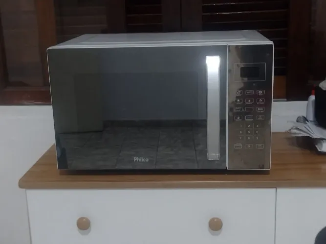 Microondas espelhado Philco Espelhado.