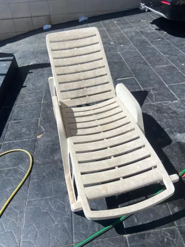 Espreguiçadeira de piscina