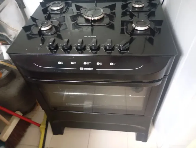 Vendendo excelente fogão 5 boca com 5 meses de uso