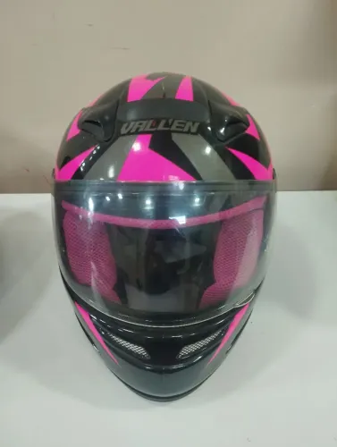 Capacete feminino