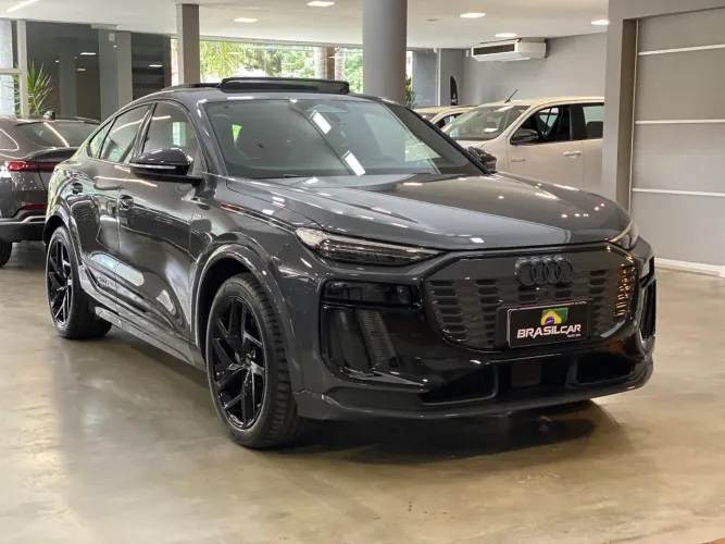 Audi Q6 E-Tron Quattro Sportback Performance Black 2025
