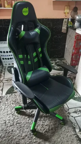 VENDO "CADEIRA E MESA GAMER" 