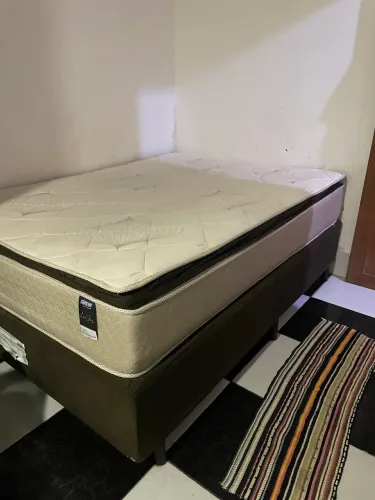 Cama box casal