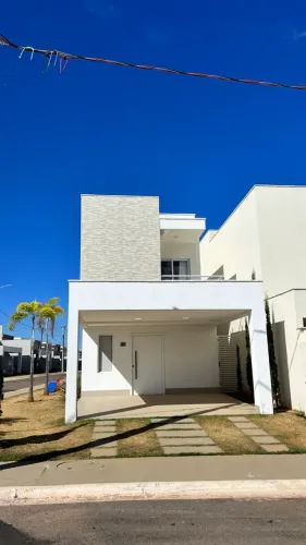 Sobrado para venda possui 116 metros quadrados com 3 quartos