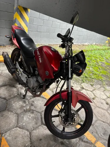 Vendo Factor 125 completa - 2026 pago - detalhes a fazer.