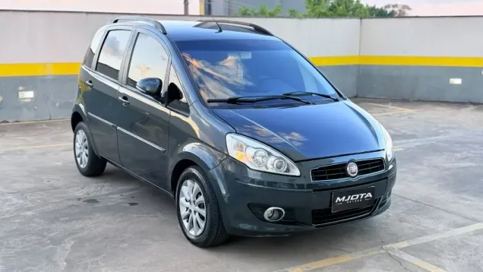 Fiat Idea Essence 1.6 Flex 16V 5P 2012