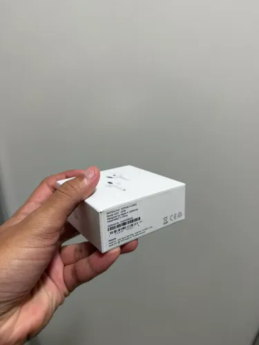 AirPods 4 ANC - Seminovo