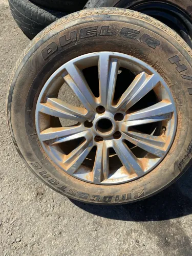 Roda aro 18 da Amarok 