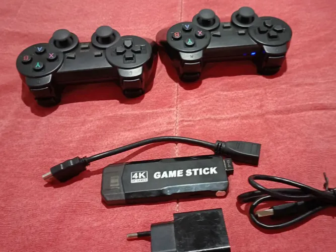 Vendo game stick GD10 novo